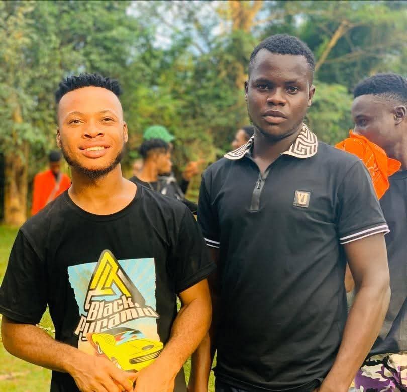 curdran51806's tweet image. 2019 BACK IN THE DAYS 😃, OLD ACCOUNT GOT BANNED 🚫😔, FOLLOW MY NEW PAGE 🇳🇬❤️
#brightosas #pocolee #brosolomon #backagainwithnewaccount #view