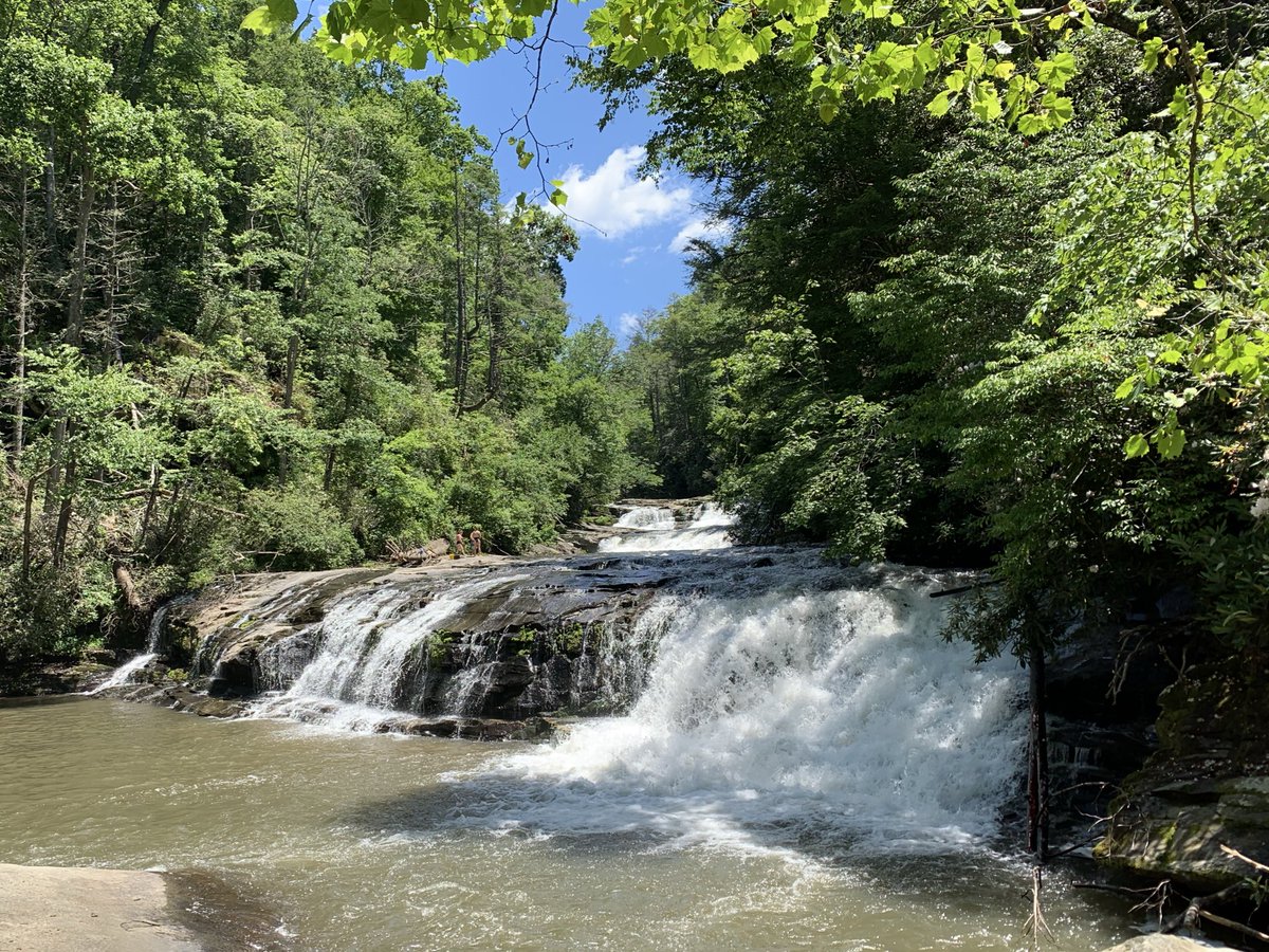 RaindanceN17's tweet image. Good morning all😎 Going waterfall hunting today! WNC I’ll post what we can find here. See you later!
Post your #waterfalls below: