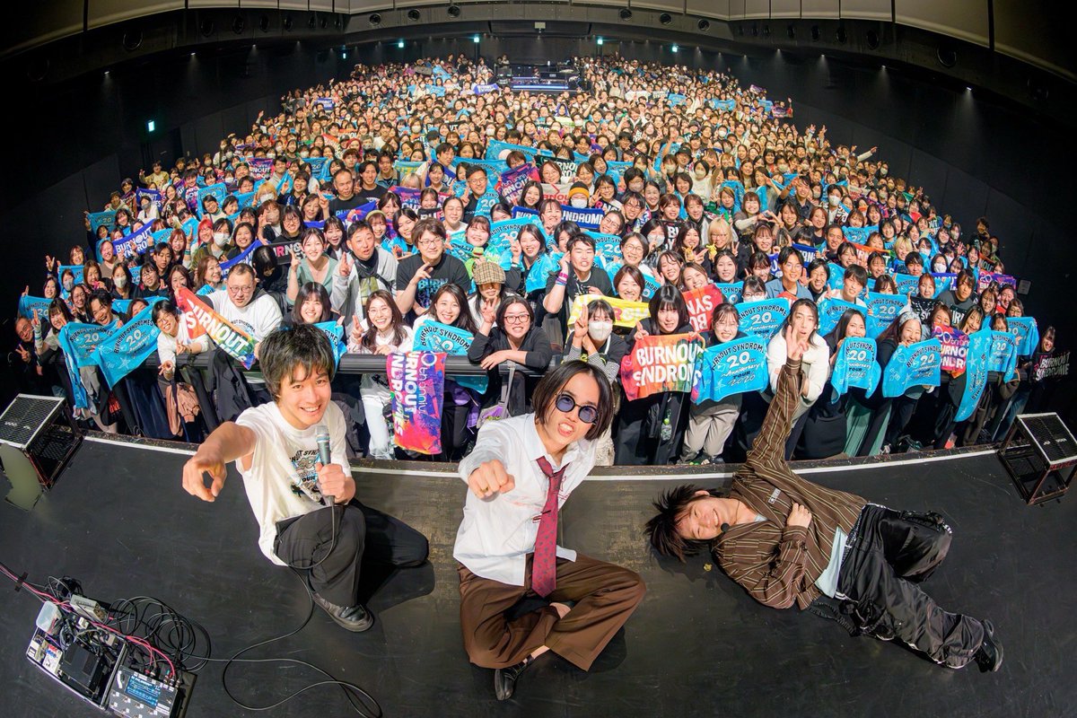 BURNOUT SYNDROMES tweet media