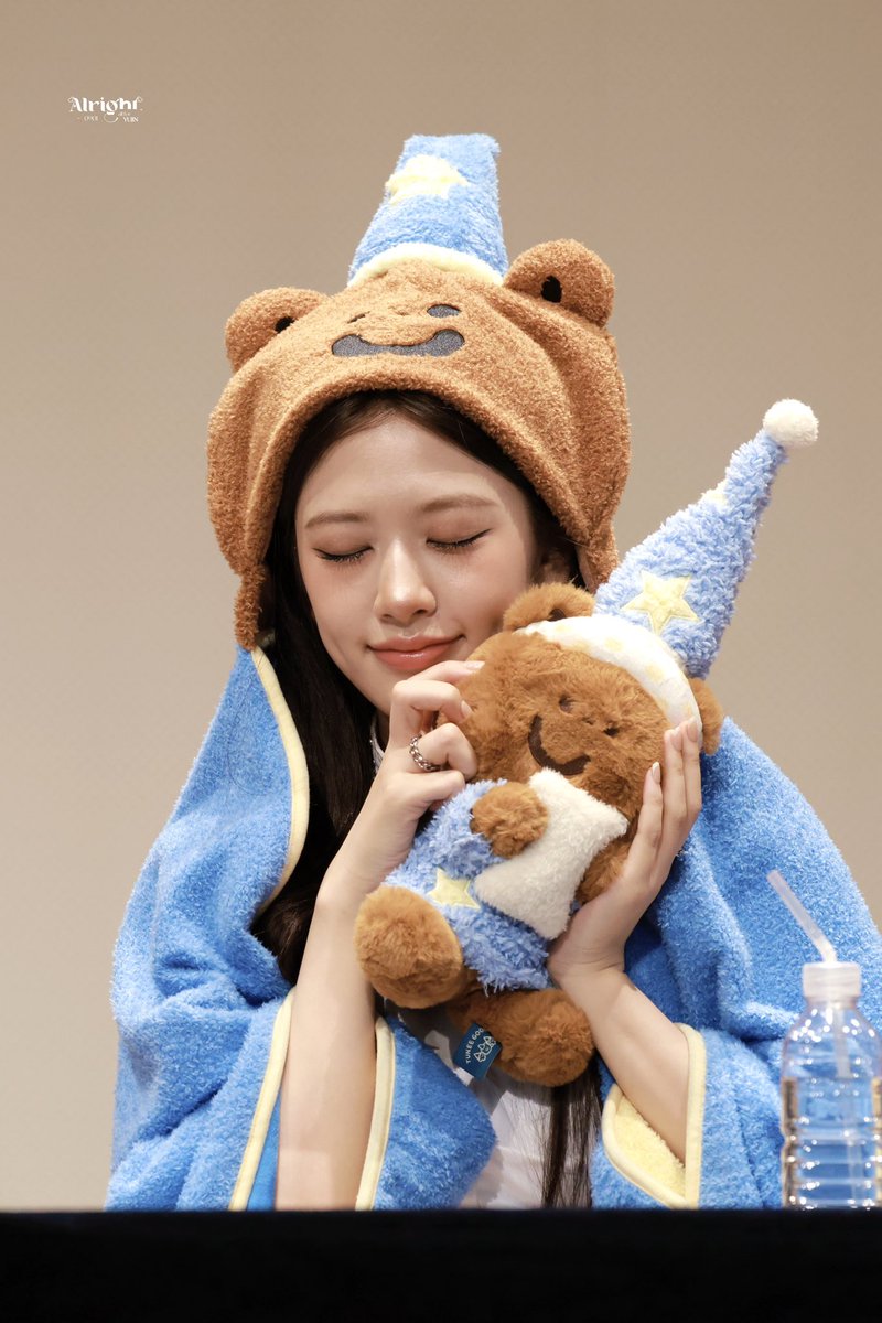 alright_901 tweet media