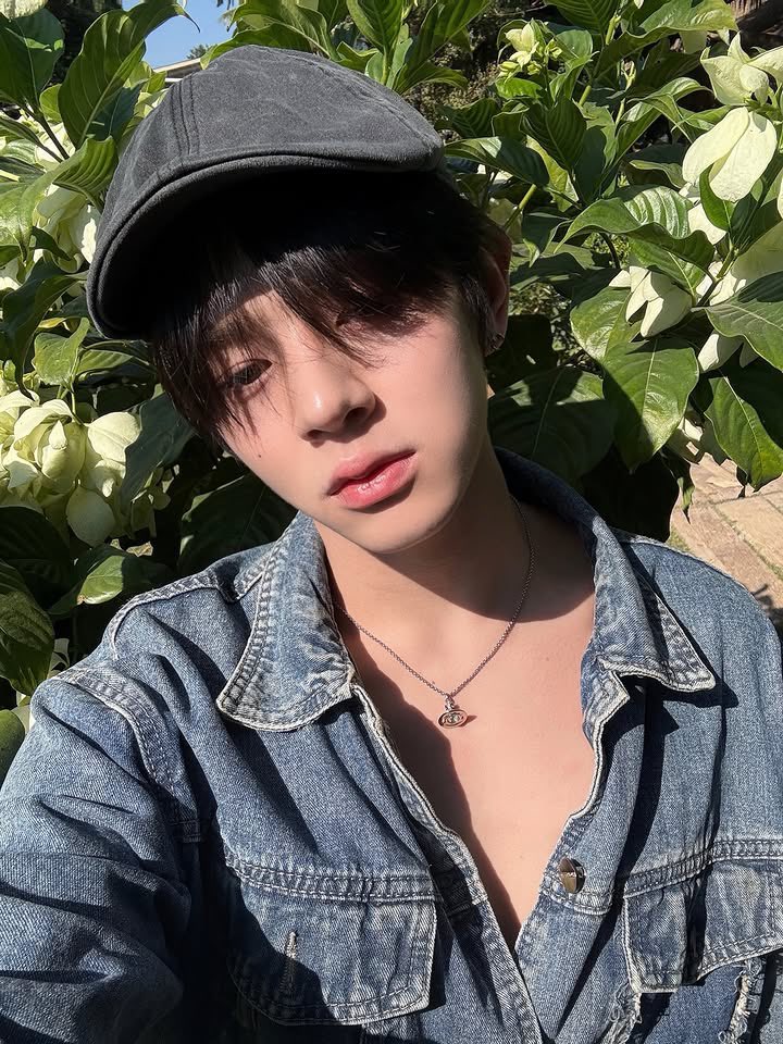 mngn0300's tweet image. 청청커플😚💞 #GunnerNice