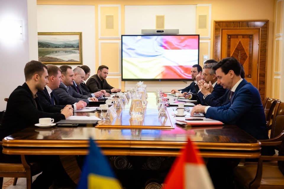 Austria in Ukraine tweet media