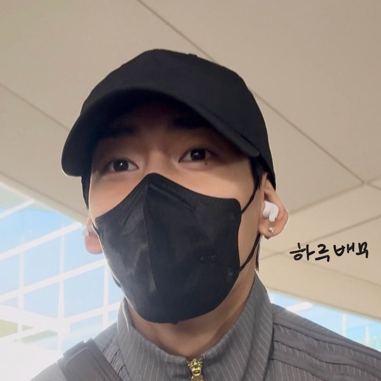 𝗰𝗮𝗽𝘁𝗮𝗶𝗻 𝗮𝗺𝗲𝗿𝗶𝗰𝗮𝗻𝗼 tweet media