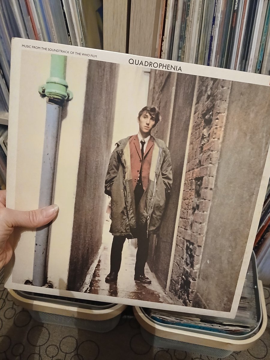 clairywairy88's tweet photo. "My jacket's gonna be cut and slim and checked, maybe a touch of seersucker, with an open neck. I ride a G S scooter with my hair cut neat, i wear my wartime coat in the wind and sleet..." 🧡 #IveHadEnough #Quadrophenia (1979) #TheWho #FilmSoundtrack #Mod Happy Saturday all!x 🧡 https://t.co/Hn0VaKYCtd