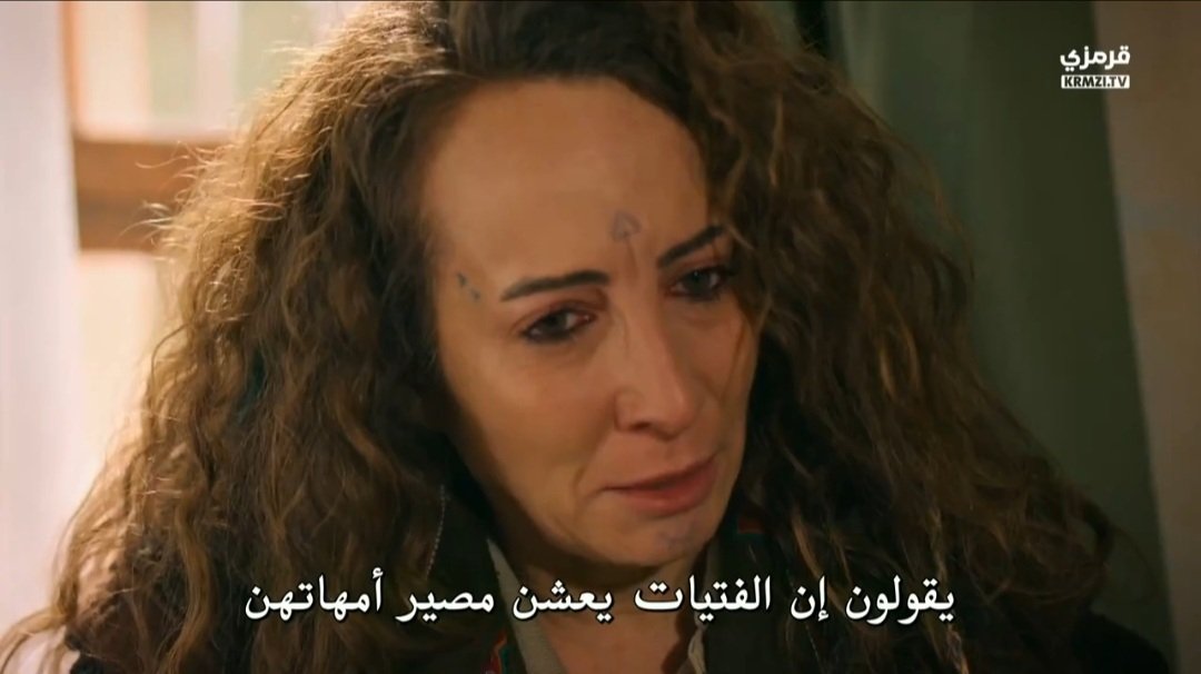 -Kızının kocası Metresi için aglarken içi parcalanmasi
-kızına yalan söyleyip babasının mustafa demesi
-Kızı yalan söylediğinde kocasina ispiyonlamasi 
-birine bisey olduğunda hissedip yanında olan sevde kızı ve torununa zorbalık yapanlara suspus 
#HalefKöklerinÇağrısı