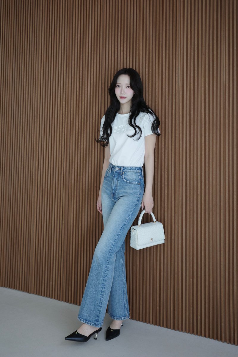 msmchum1016's tweet photo. EIMY ISTO IREさんの
モデルをさせていただきました！

とっても可愛いお洋服たくさんで、
撮影も楽しかったです♡

#eimyistoire https://t.co/nVcqrGiNn7