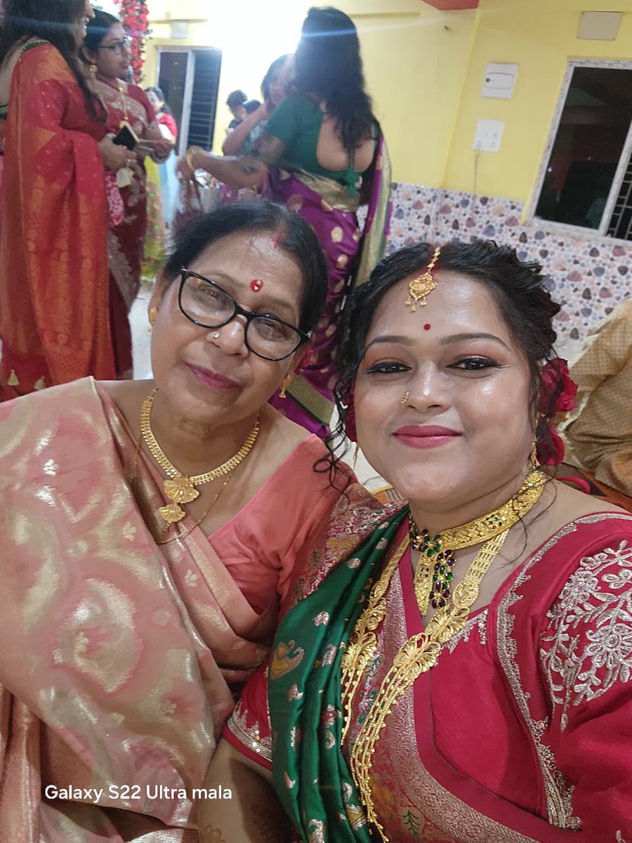 MistressMallika tweet media