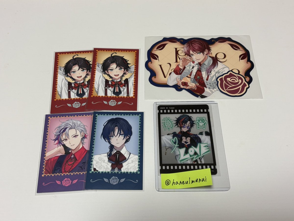 haneulmunui's tweet photo. 【交換】にじさんじ Rose Valentine ランダムチェキ風カード 特典 香り付きカード バレンタイン

譲:画像1枚目
求:同種IDカードの方

郵送交換、または大阪手渡し可能です。

1枚からでもお気軽にお声掛けください。 https://t.co/MeDC9h2J9B