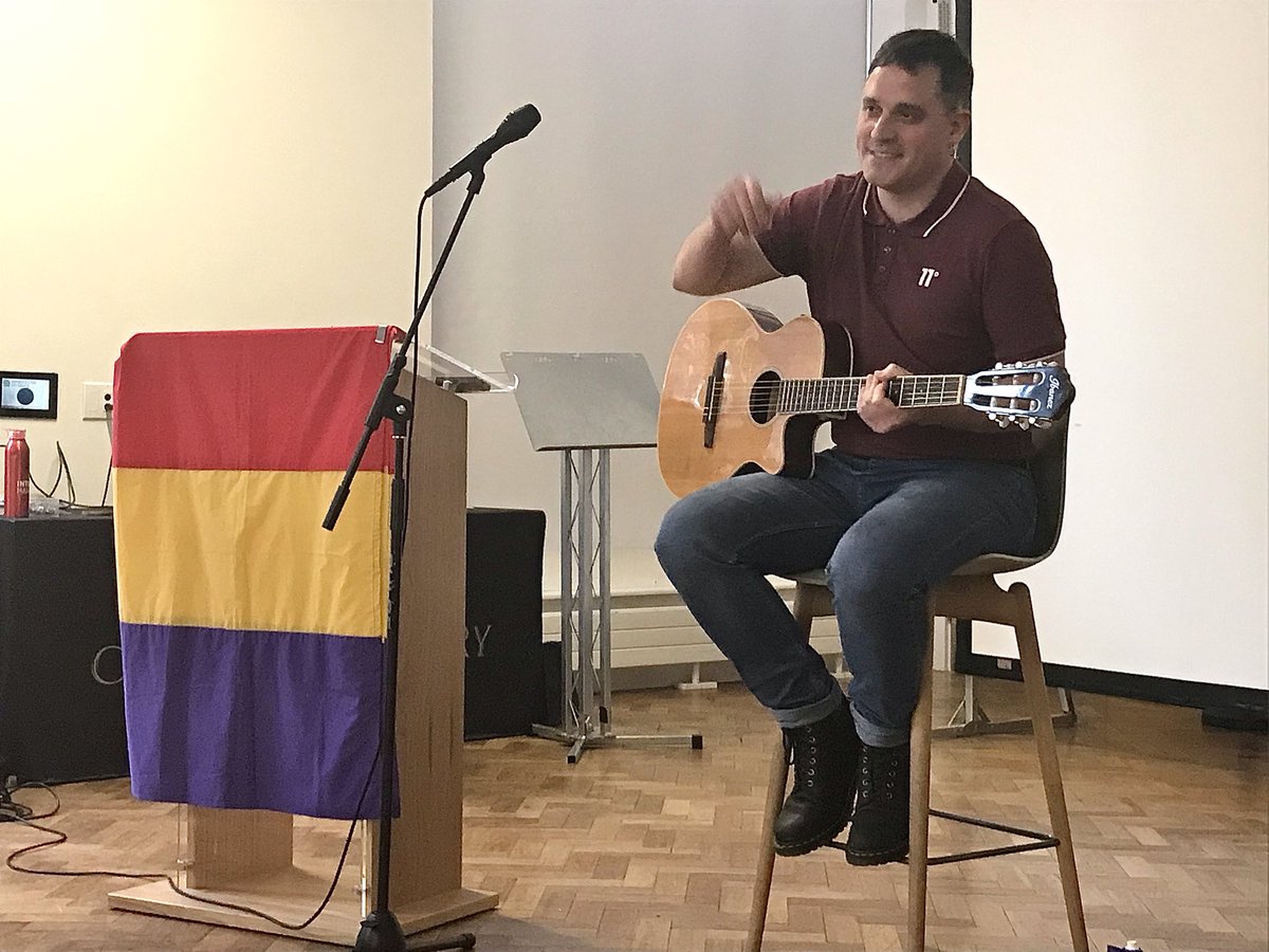 IBGtrManchester's tweet photo. Alejandro Escanciano provided songs and music at our Spanish Civil War commemoration at Manchester Central Library. Great performances and talk about the importance of events in the 1930s, solidarity between British &amp; Spanish people, its legacy and current affairs. @IBMT_SCW https://t.co/iIGYzQ4CDV