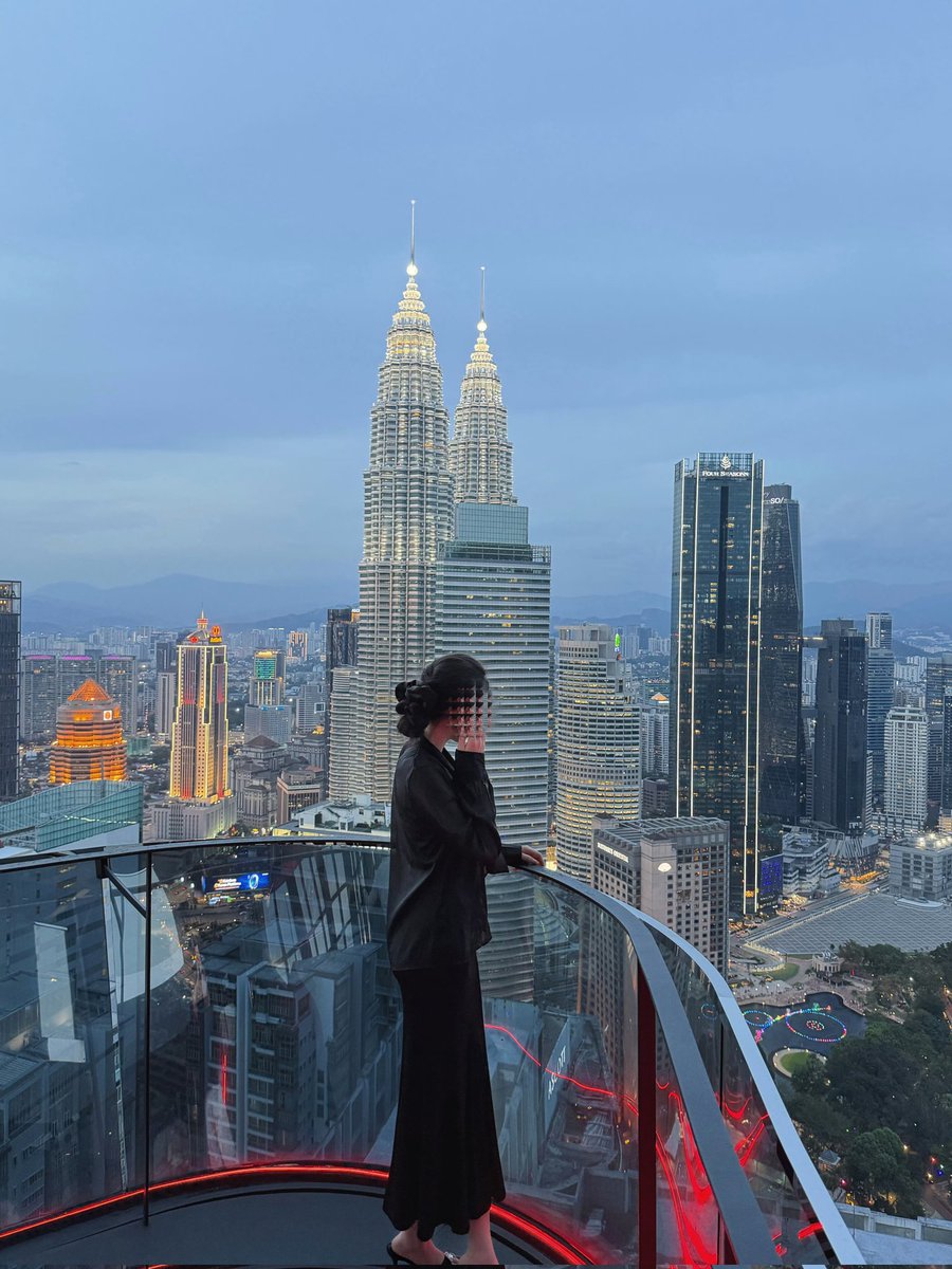 同房不换白不换 tweet media