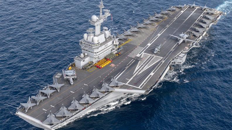 top_force's tweet image. ⚓️🇫🇷 #PMO Renforcement du dispositif militaire français au Proche &amp;amp; au Moyen-Orient. Afin de renforcer ce dispositif, des avions de combat #Rafale, des systèmes de défense anti-aérienne &amp;amp; des radars aéroportés déployés, ainsi que le #GAN @French_CSG defense.gouv.fr/actualites/ren…