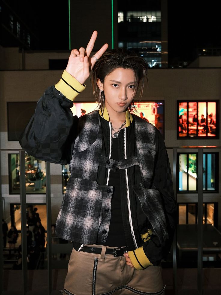 𝓜𝘢𝘹. tweet media