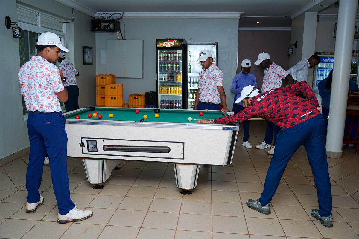 Under Par tweet media