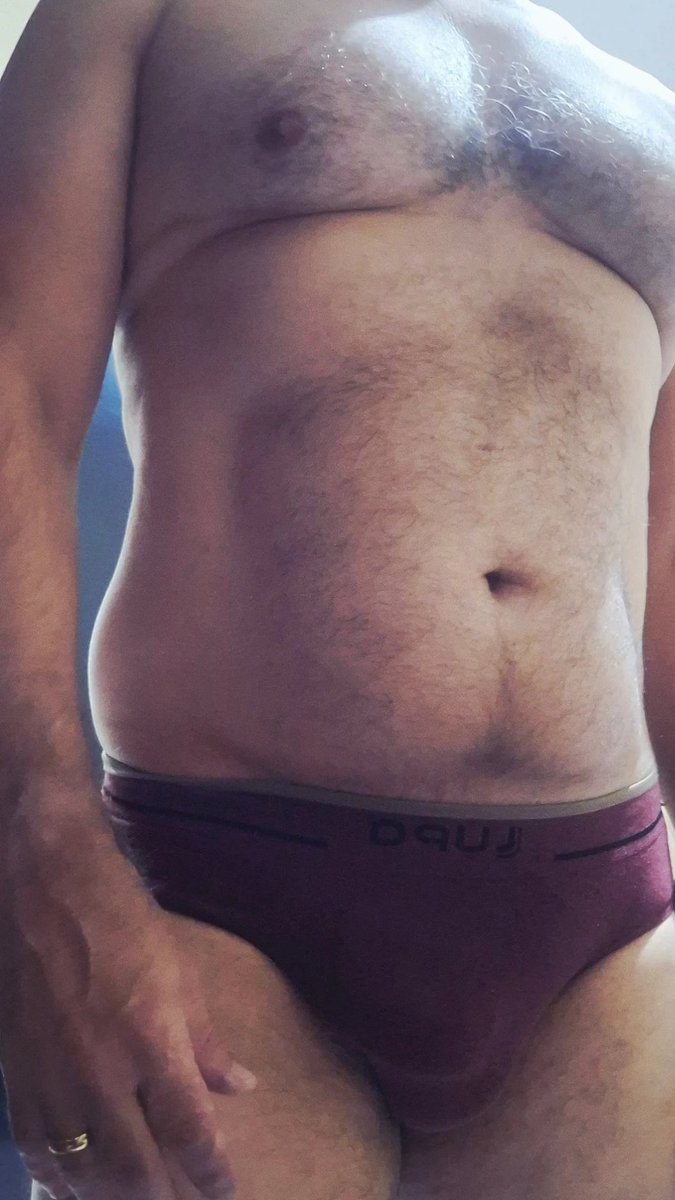 maturethick53's tweet photo. Mirror check: thick hairy Brazilian daddy bulge tease 😈🐻
Who wants to feel this belly and more? Tip $5 on OF unlock. Hi Daddy? Link in bio 💦
#DaddyBear #HairyDaddy #ThickBear #BrazilianBear #FacelessDaddy https://t.co/1Nfv5k8mCA