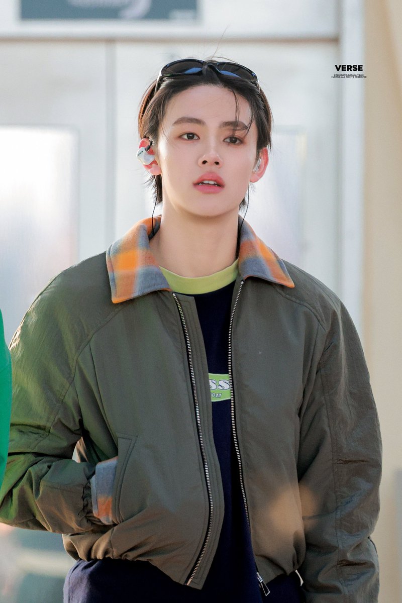 verse.(fan acc) tweet media