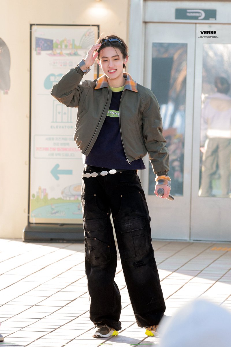 verse.(fan acc) tweet media