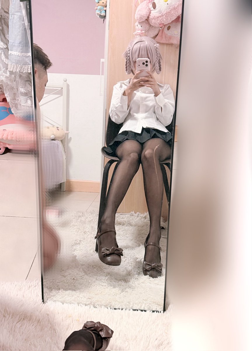 艺（只回过🚪） tweet media