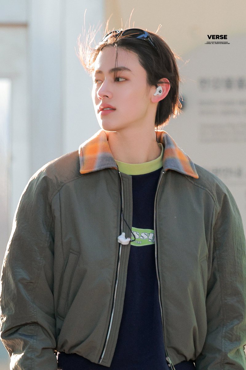 verse.(fan acc) tweet media