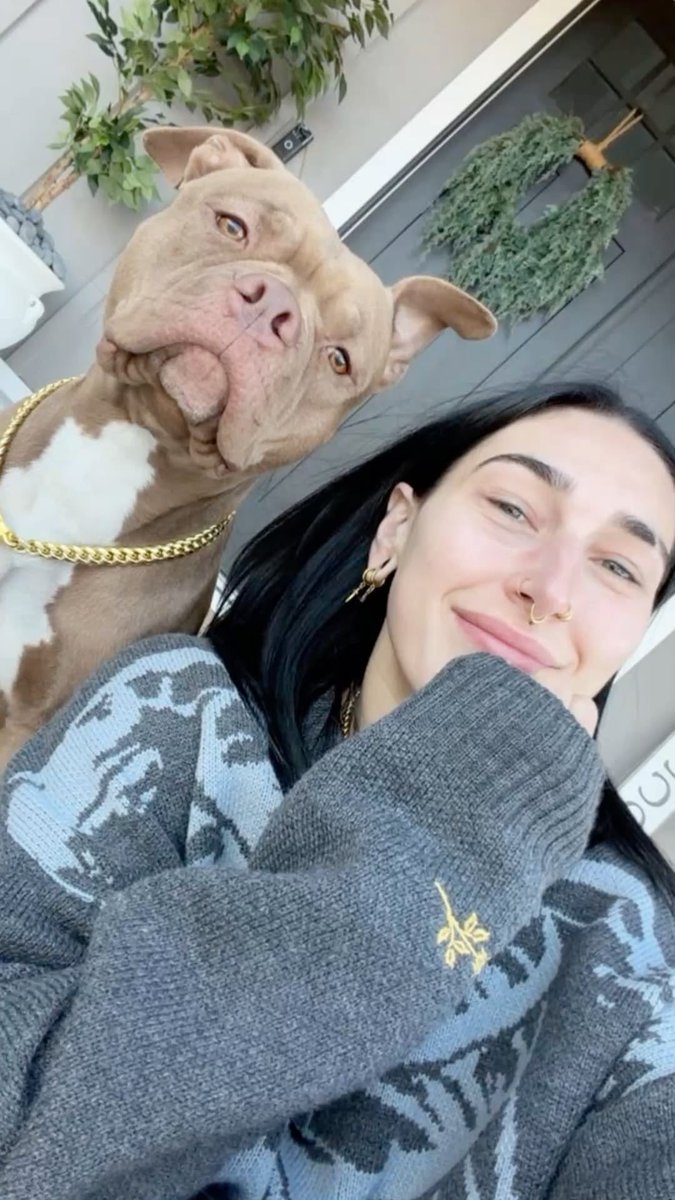 𝘙𝘩𝘦𝘢 𝘉𝘭𝘰𝘰𝘥𝘺 𝘙𝘪𝘱𝘭𝘦𝘺 tweet media