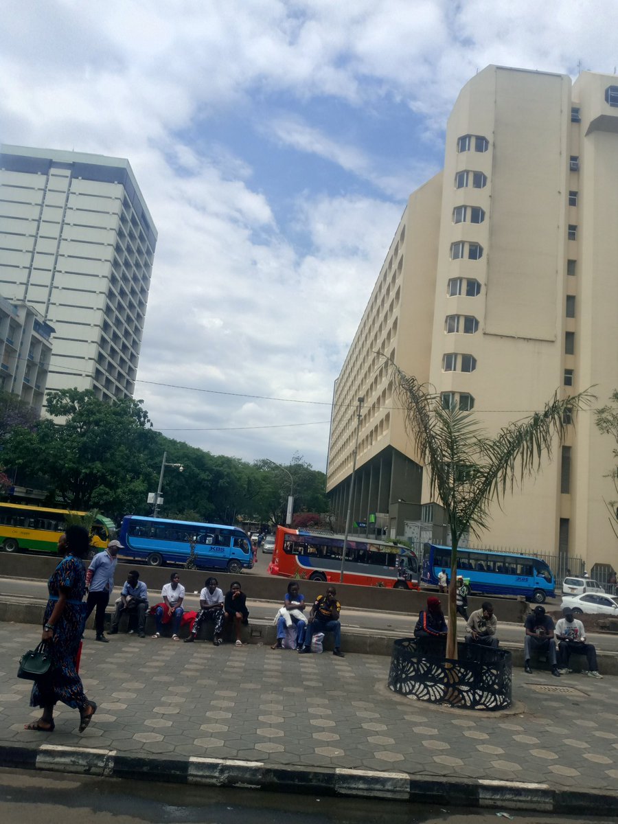 𝗡𝗮𝗶𝗿𝗼𝗯𝗶