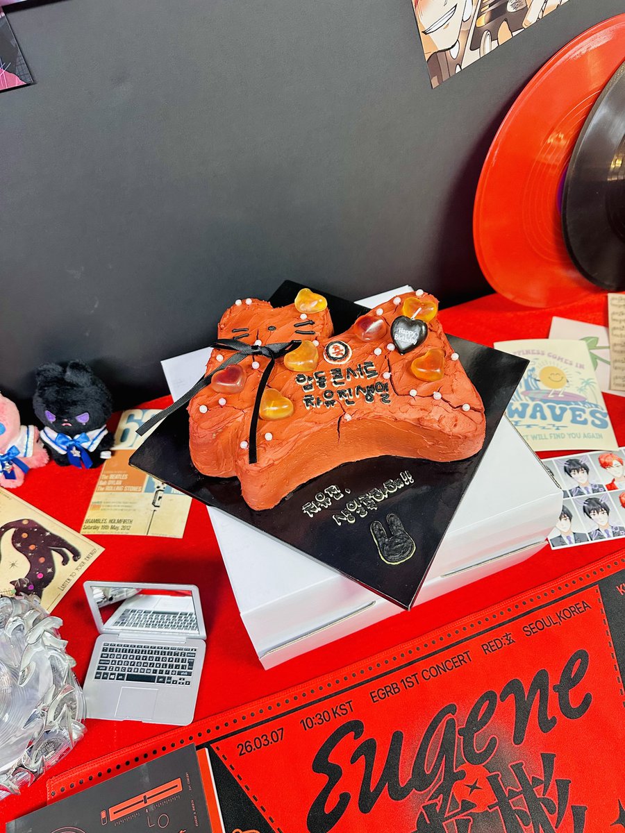 ❤️ 막내 유닛 콘서트 레드현에 찾아와주신 모든 분들께 진심으로 감사드립니다.

🖤 후기 이벤트 해시태그는 #세트리스트는_레드현 입니다. 후기 올려주신 분들 중 추첨을 통해 응원봉 키링을 선물로 보내드리겠습니다.

#유진래빈 #윶랩 #EGRB
#차유진 #김래빈
#윶랩배포전 #RED玄 #레드현