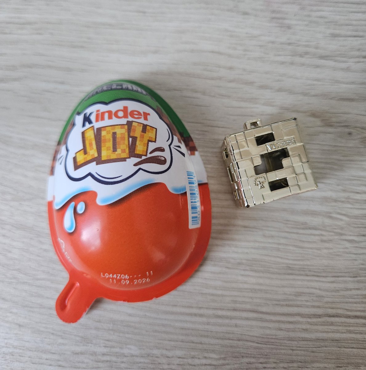 mads ४ tweet media