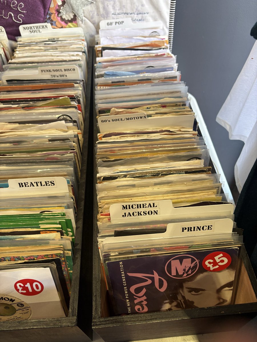 Revolution Records Penge tweet media