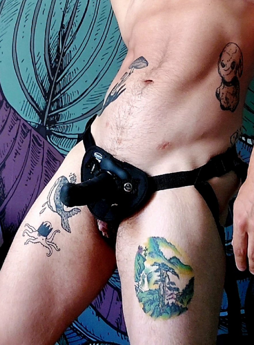 Alex_Flamee's tweet photo. I post VERY regulary on my OF exclusive hot content. π
β© https://t.co/RJYWc1iitL
#ftmporn #ftmescort #bonusholeboys #camboy #trans #transman #ftm #transmale #bodybuilder #muscleman #bigmuscles #bigmuscleman #gay #gaybodybuilder #strongsexy #gay #transnsfw https://t.co/D6ilnJsfy4