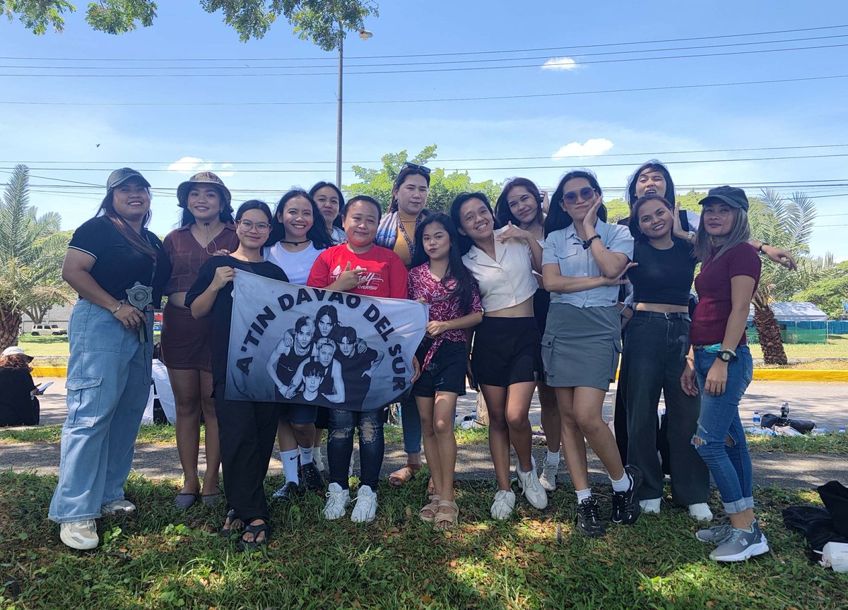 AtinDavSur's tweet photo. Excited na kami for SB19 😍

@SB19Official #SB19
#TM2geder5ever
#SB19xTM_25annivDAVAO https://t.co/gTYCTGNZOJ