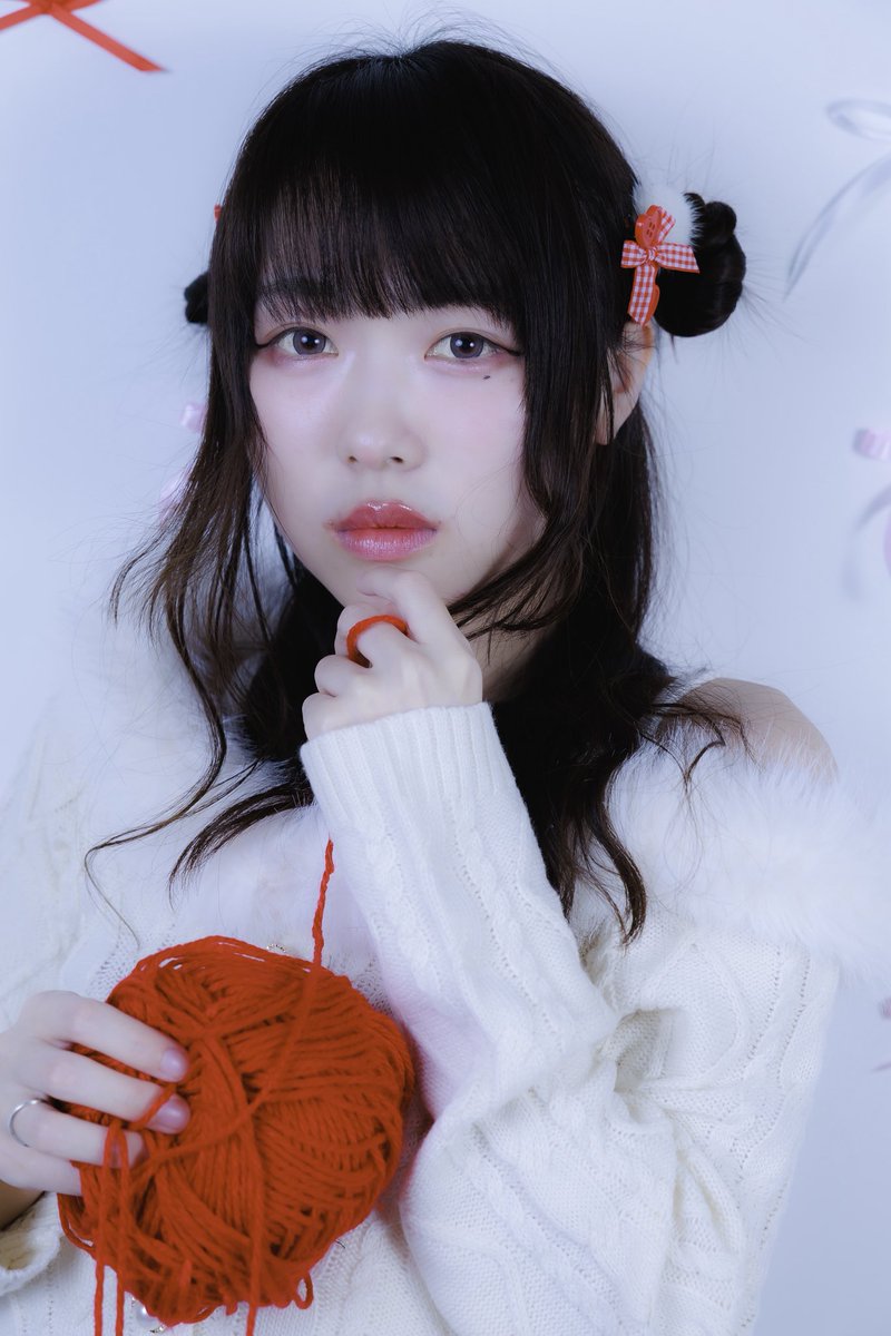 ハクシ tweet media