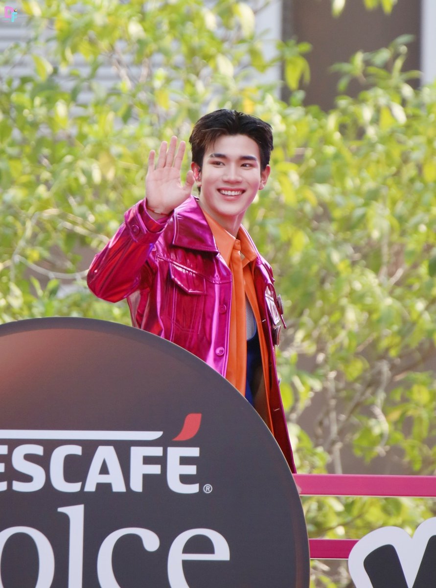 ได้เจอแล้ว

BARISTA FOURTH X DOLCE GUSTO
#DolceGustoxFourth
#Fourthnattawat 
<a href="/tawattannn/">FOURTH</a>