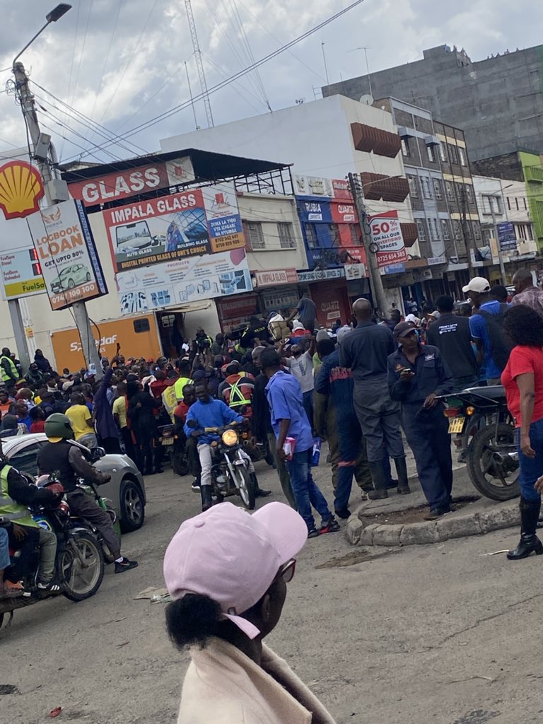 BettieWaShiro's tweet photo. I have had enough. 
This is sick. 60 bodies and they will lie about the numbers. 

We should mourn. These numbers in the streets. 

https://t.co/Yb9eRrCNot