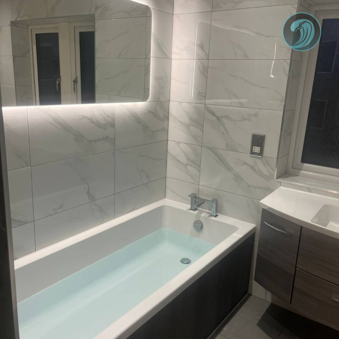 PlatinumBaths's tweet photo. Another stunning bathroom transformation completed by the Platinum team. 

We specialise in turning everyday spaces into luxury sanctuaries. From the initial design to the final tile, our focus is always on precision and a finish that lasts.

Ready to upgrade your home? https://t.co/DdcXGA6JaD