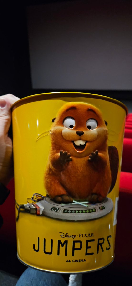 geolel83's tweet image. Stylé le sceau de pop-corn Jumpers #Pixar #PixarHoppers #PopcornBucket