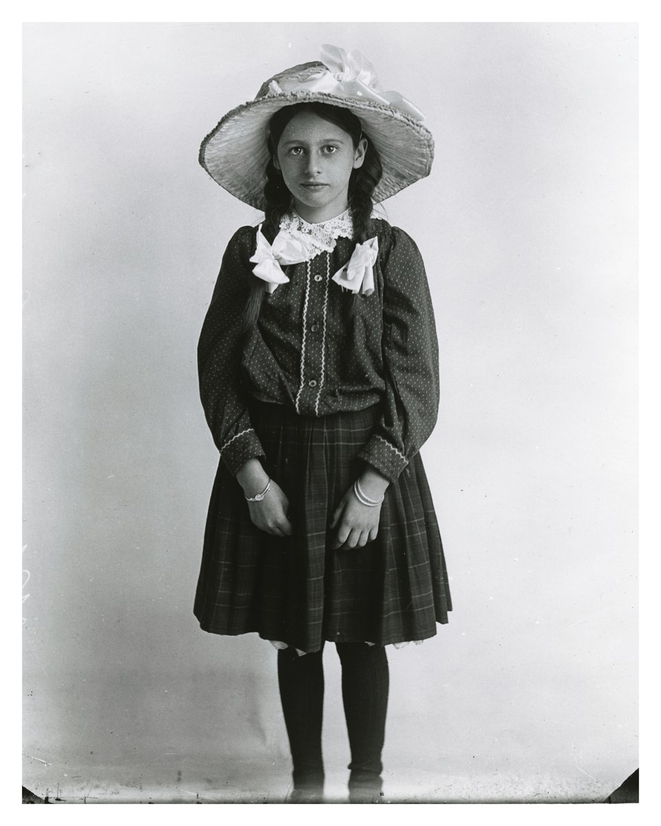 Side Gallery tweet media