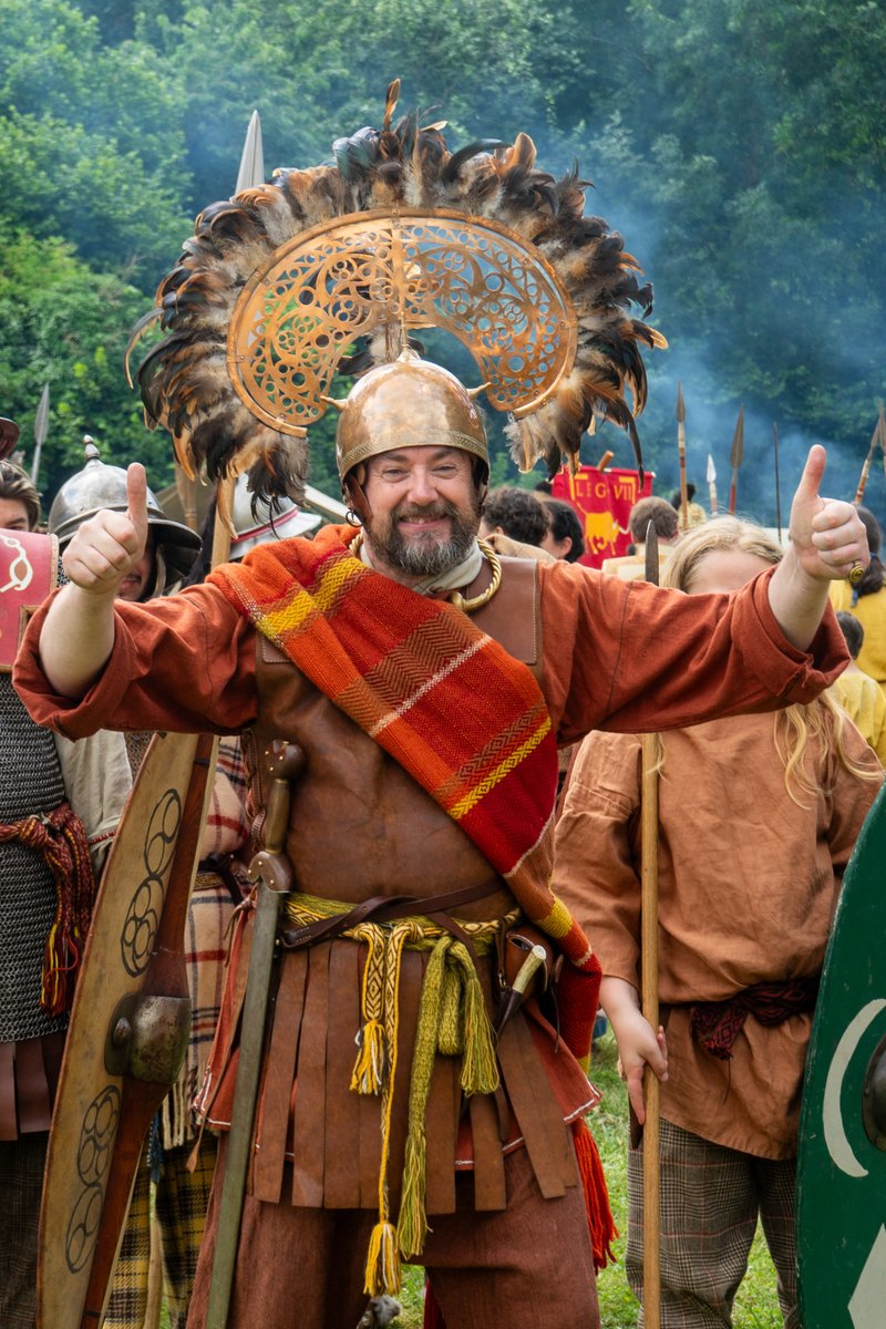 Contoutos Atrébate. tweet media