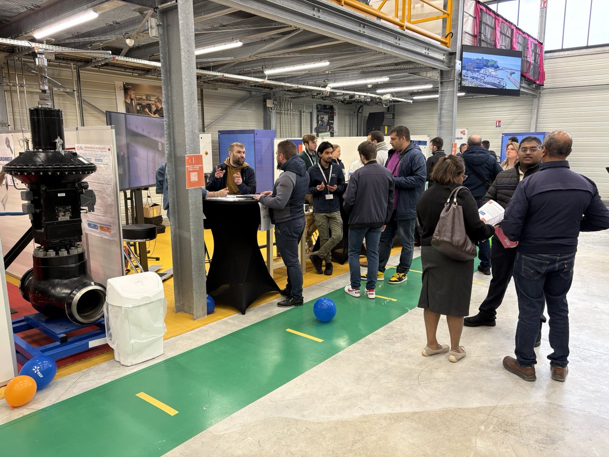 EDF_Paluel's tweet photo. C’est parti pour le 4ème Forum de l’emploi de la centrale de #Paluel ! Plus de 600 inscrits sont attendus aujourd’hui pour découvrir nos métiers techniques. Depuis 5 ans, nous avons recruté plus de 360 candidat-e-s. #LeNucleaireRecrute https://t.co/SUv7F1FUq7