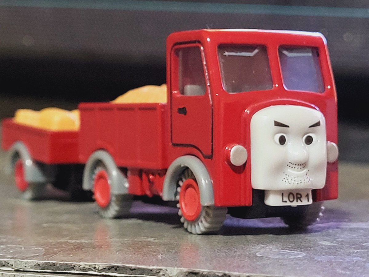 Grumpy Truck tweet media