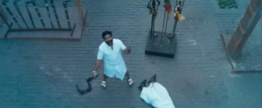 26 வருஷமா ஒரே வீட்ல வாழ்ந்த பொண்டாட்டிய விட உங்களுக்கு தான்டி அவன பத்தி எல்லாம் தெரியும், 

நீங்க தான்டி இத்தனை நாளா அவன் கக்கூஸை கழுவிவிட்டு தினமும் அதுக்கு முத்தம் குடுத்திட்ருந்தீங்க...

எங்கள விட்ருங்கடி ஆபாயில் முண்டைகளா!