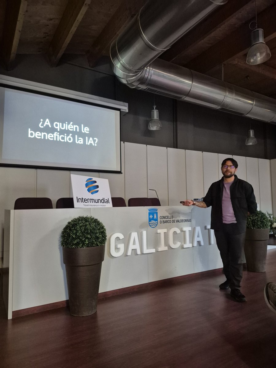 Escapalandia tweet media