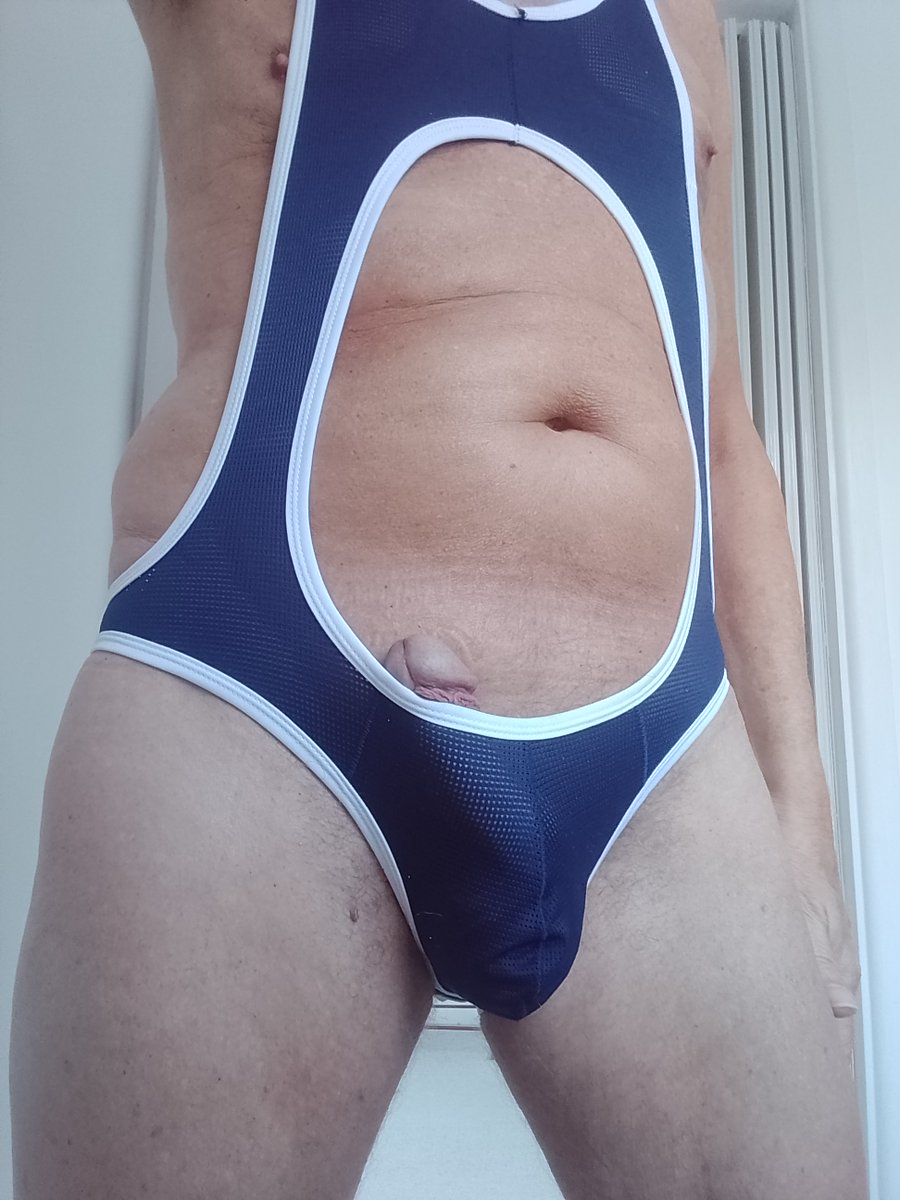 scott walker tweet media