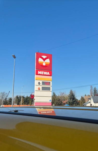 wladek32 tweet media