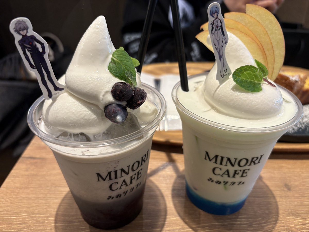 sena53_luv's tweet photo. エヴァコラボしてるカフェにも
行ってきました(っ＞ω＜c)☆.° https://t.co/LS2H0EXZE2