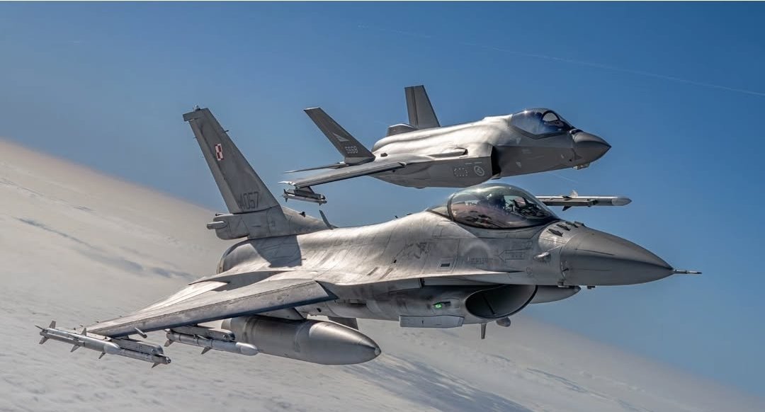 RAF_Luton tweet media