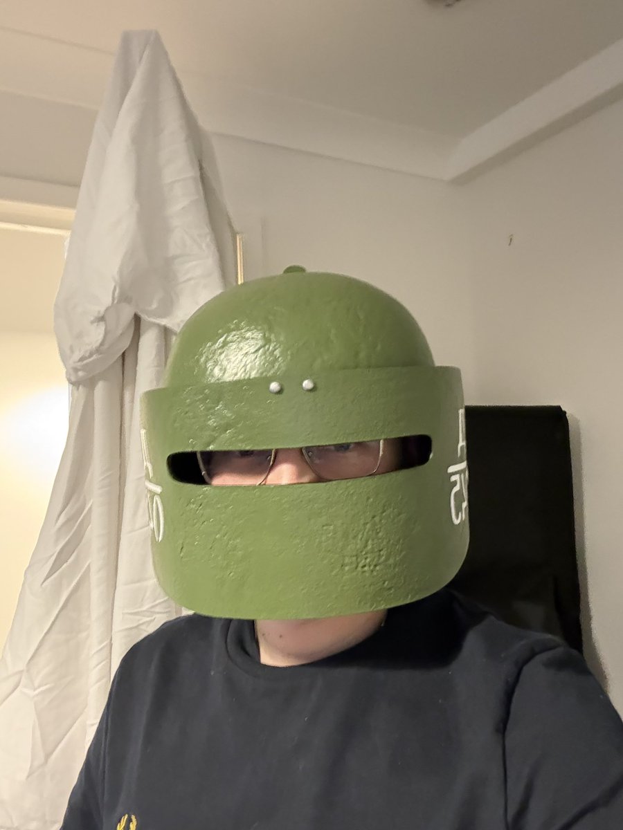 The good people at <a href="/Ubisoft_UK/">Ubisoft UK</a> thought it fitting for me to cosplay tachnka giving my athletic build 

Thank you for the supply drop celebrating 10 years of Rainbow Six Siege 🔥