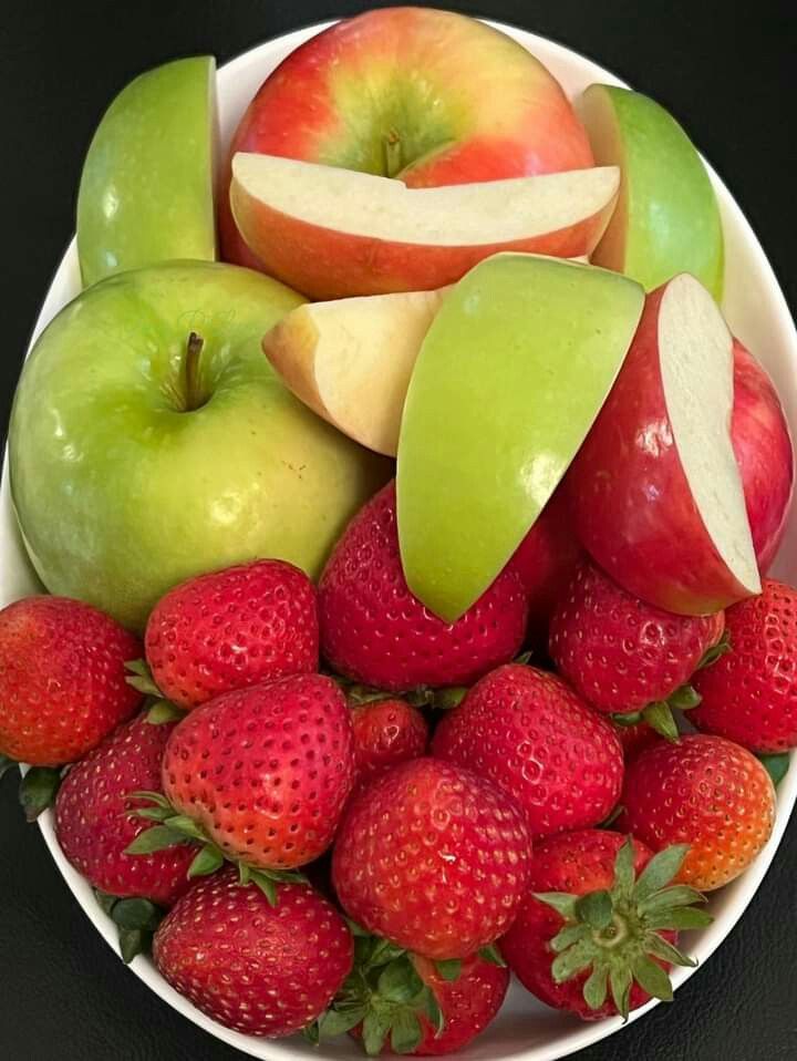 cal🍓🐾 tweet media