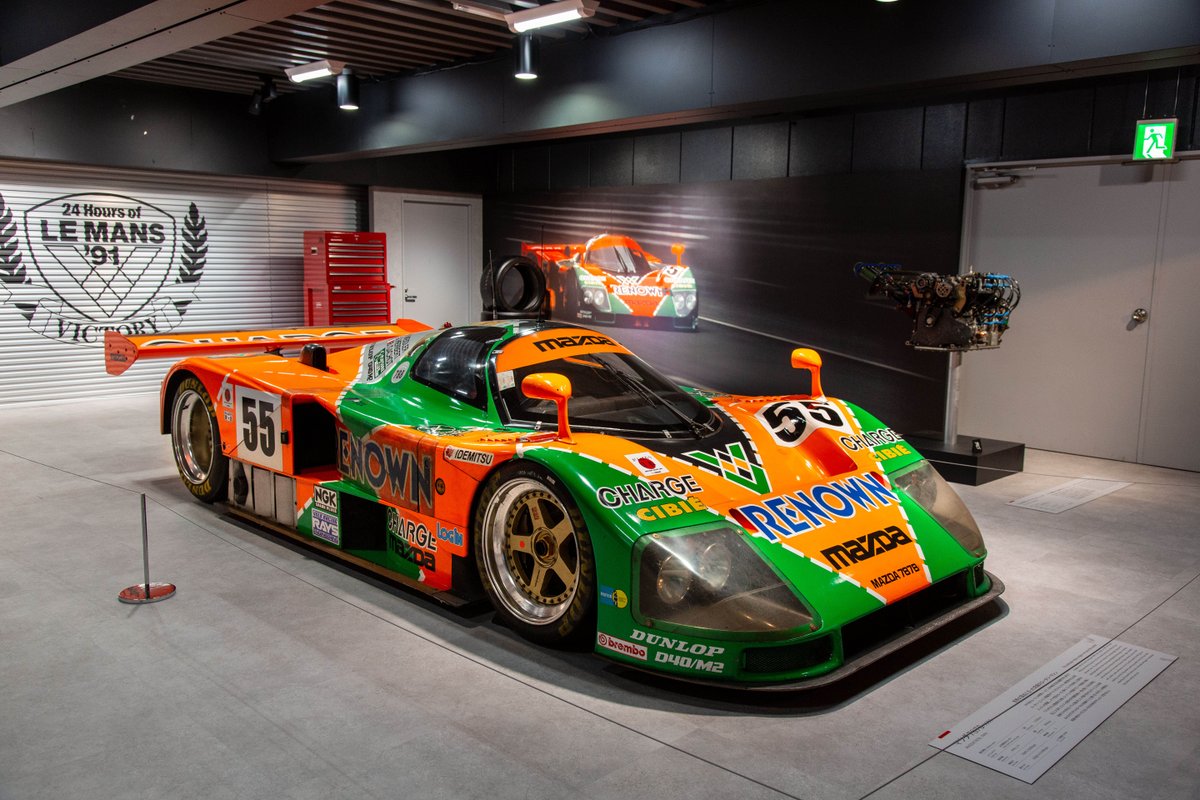 MazdaEspana's tweet photo. El motor rotativo hizo historia: en 1991, el Mazda 787B ganó Le Mans, siendo el único rotativo en lograrlo. 

Hoy, este icono sigue vivo en el Mazda Museum de Hiroshima. 🟠🟢

#Mazda787B #MotorRotativo #CraftedInJapan #MazdaEspaña https://t.co/HeRV0srZAz