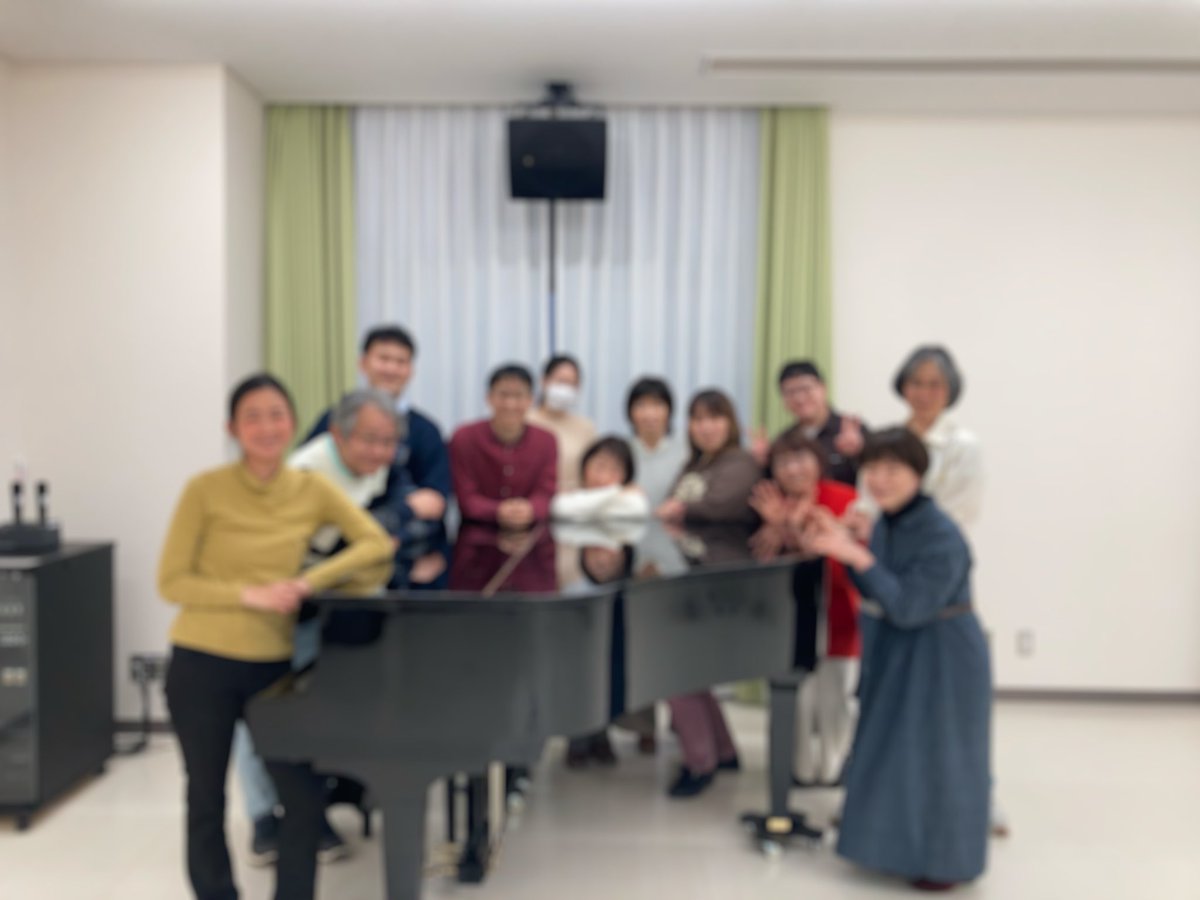 OsakaBayMC's tweet photo. 【公開練習は無事終了しました!】
谷さんを関西にお招きして、明日の混フェスに向けてじっくり練習しました!
さらに一段階も二段階も音楽を磨くことができ、楽しく充実した時間でした🙆
#OBMC https://t.co/bhRjfJWdww