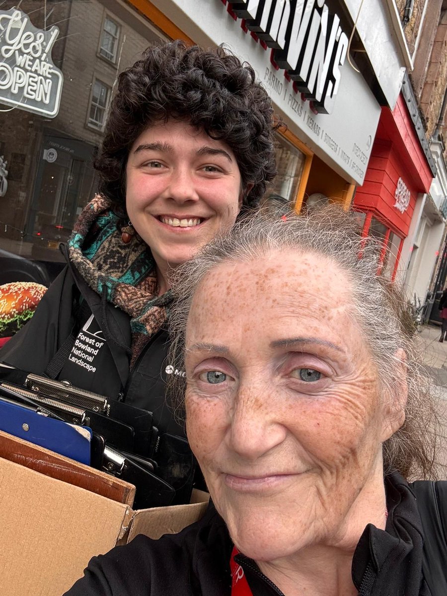 RRR_LUF's tweet image. Outdoor Learning🌿🌄

 Another lovely session with the Forest of Bowland Trust, learning about foraging and discovering more about the natural resources around us. A great way to connect with nature and each other.

#RedRoseRecovery #OutdoorWellbeing
