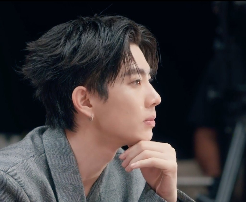 bellsuwichada's tweet photo. โหววววหล่อเกินนน ขอเข้าทีมเมนเทอร์ออฟด้วยอีกคนค่ะ><

MENTOROFF TFM EP1 
#TheFaceMenThailand4_EP1 
#TEAMOFF https://t.co/FQdcrlkG0t